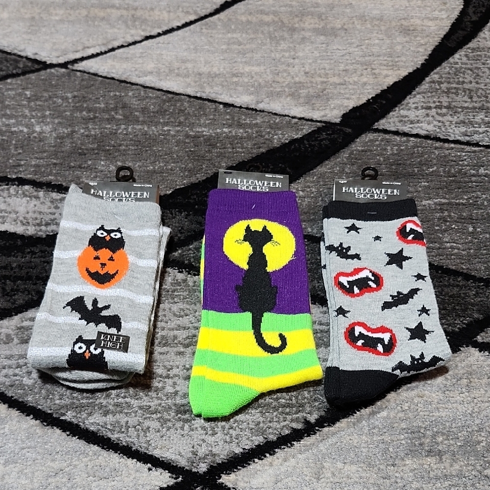 JO-ANN HALLOWEEN SET-OF-3 CREW & KNEE-HIGH SOCKS SHOE SIZE 4-10